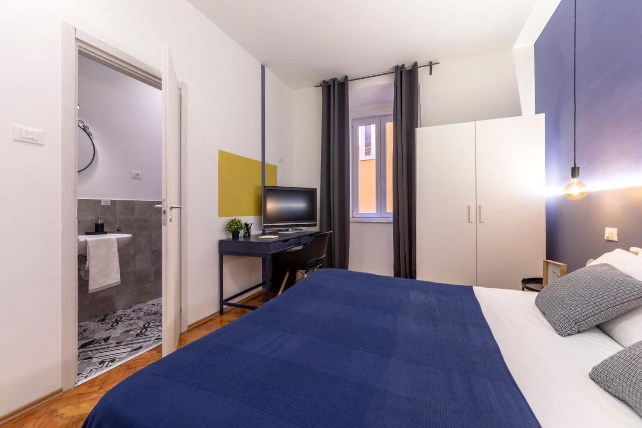 Lovely Guest-Room With Private Bathroom Terst Exteriér fotografie