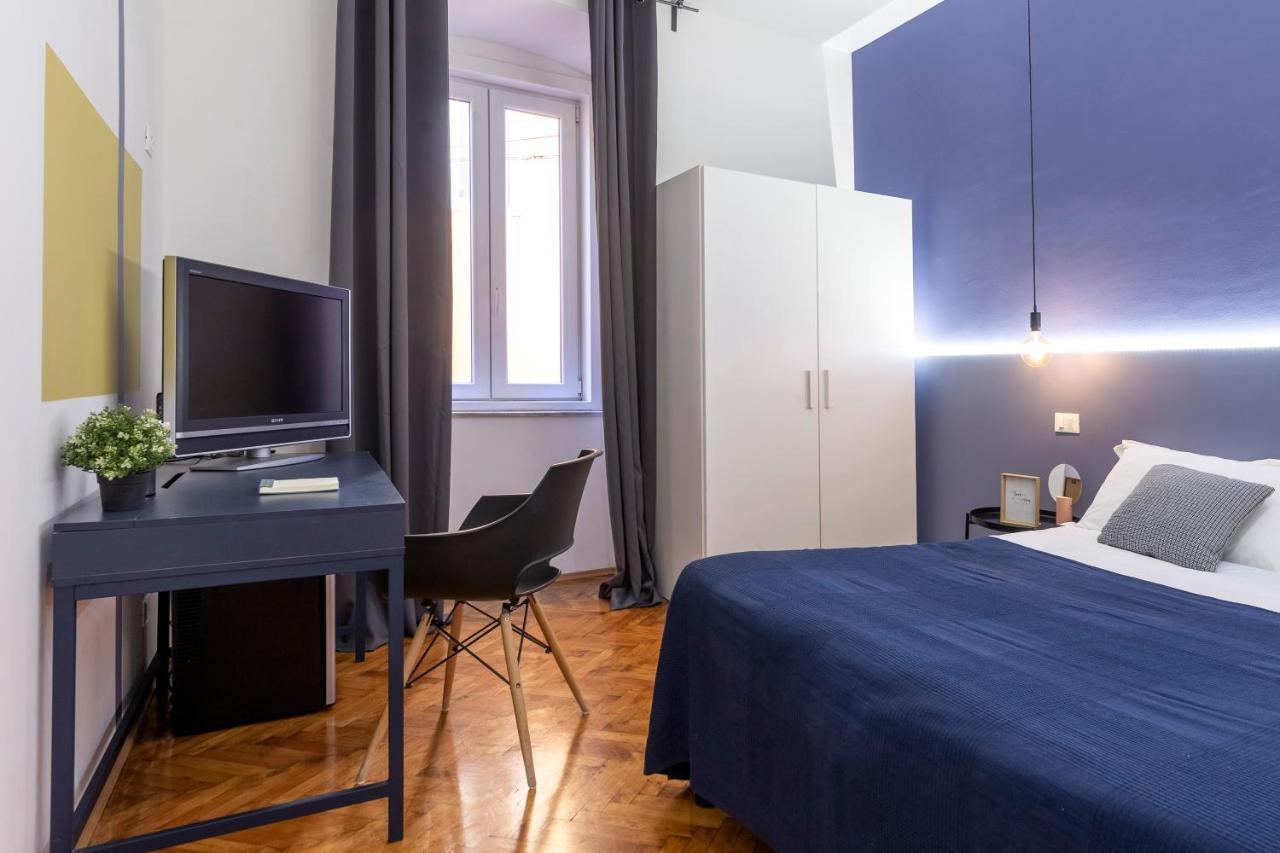 Lovely Guest-Room With Private Bathroom Terst Exteriér fotografie