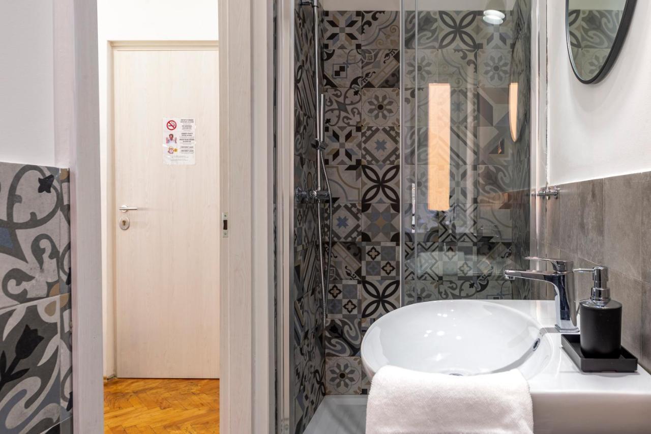 Lovely Guest-Room With Private Bathroom Terst Exteriér fotografie